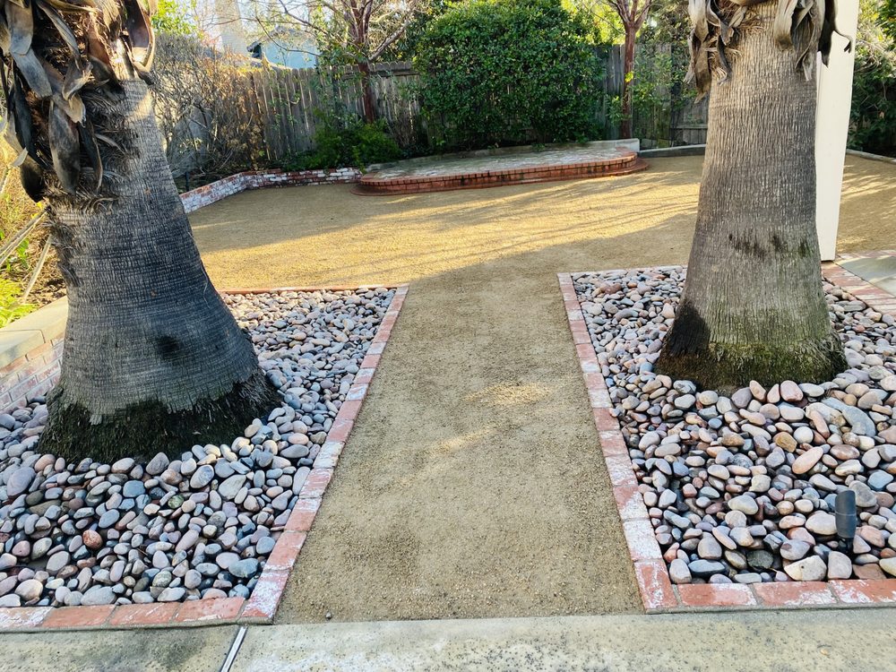 Tree trimming project by Juan's Gardening Service